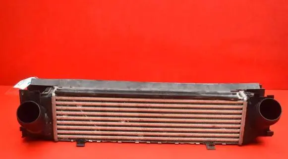 BMW 7 F01 F02 F03 F04 Intercooler radiator