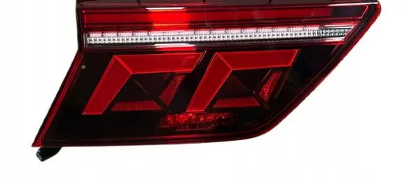 Volkswagen Tiguan Rear/tail lights 5NA945307H