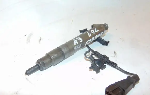 Audi A3 S3 8L Fuel injector 038130202B 0432193593