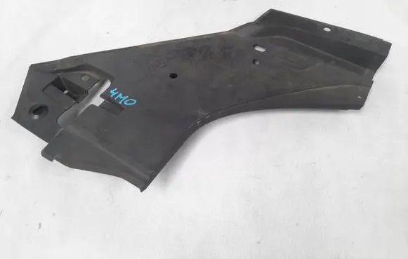 Audi Q7 4M Under headlight/headlamp trim 4M0805286A