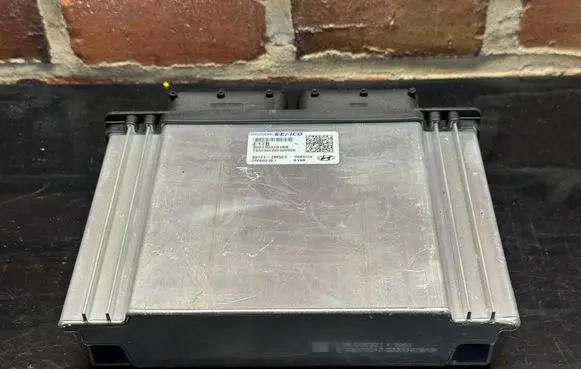 Hyundai Tucson IV NX4 Engine control unit/module ECU 391212MSE3 391212
