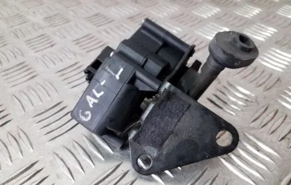 Volkswagen Sharan Vent window/glass motor 7M0847099Q 95VWA29741AH