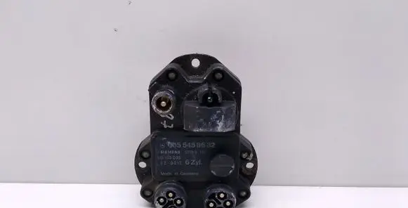 Mercedes-Benz E W124 Ignition amplifier control unit 0055458632