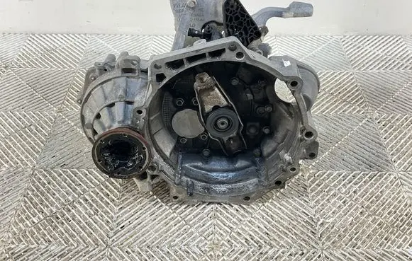 Volkswagen Golf VII Manual 5 speed gearbox MWW