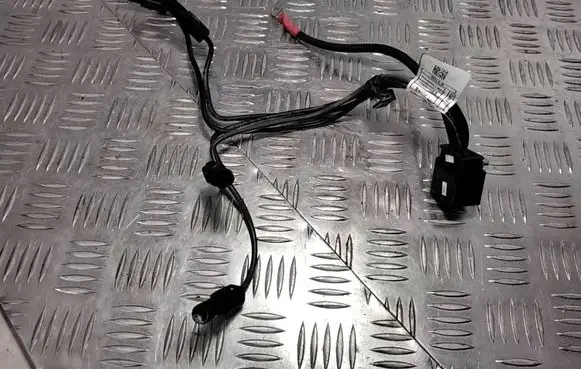 BMW 1 E81 E87 Glow plug wires 758061206B 10004769