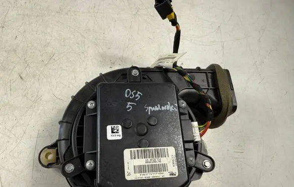 Citroen DS5 Heater fan/blower 9670033580