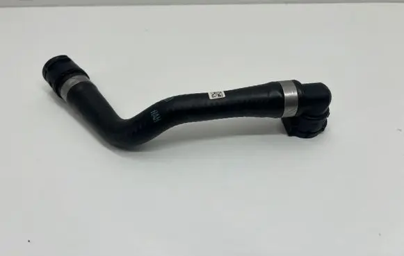 BMW 8 G15 Intercooler hose/pipe 7933661