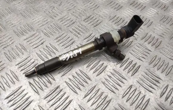 Fuel injector