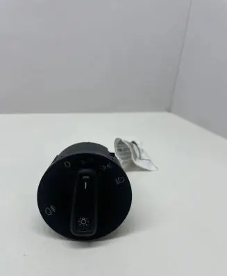Volkswagen Golf VII Light switch 5G0941431AQ 00003289