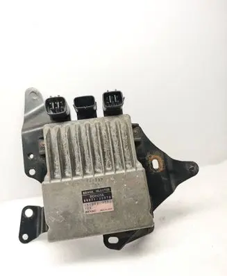 Lexus IS 220D-250-350 Fuel injection control unit/module 8987120070 1J137 1310001371