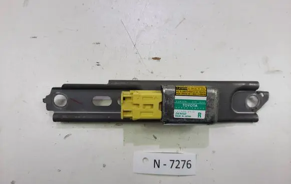 Lexus RX 330 - 350 - 400H Airbag deployment crash/impact sensor 8986048020