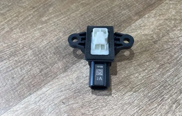 Land Rover Range Rover Sport L494 Airbag deployment crash/impact sensor CK5214C676AA 09062019 3E74506F