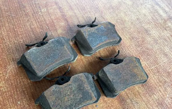Audi A4 S4 B7 8E 8H Brake pads (rear) 