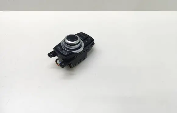 BMW 5 F10 F11 Head unit multimedia control 9253944 925394401 65829253944