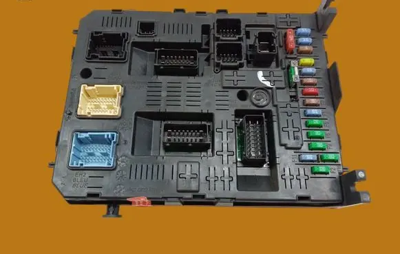 Citroen C5 BSM Control unit K04