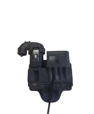 BMW 1 F20 F21 Glow plug pre-heat relay 857008702 0522120103