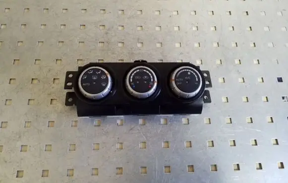 Nissan X-Trail T31 Climate control unit 27500JG700