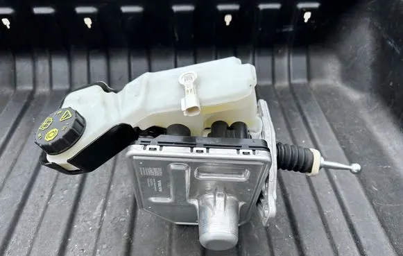 Volvo V60 ABS Pump 32281728 32333637 32333639