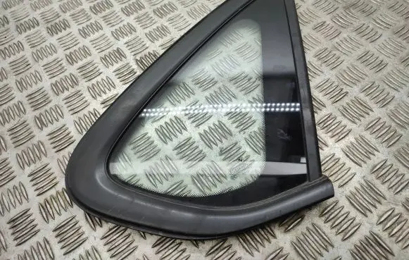BMW 2 F45 Rear side window 7298914