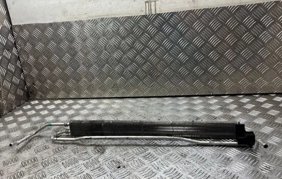 Volkswagen Transporter - Caravelle T5 Power steering radiator 7H0422885B
