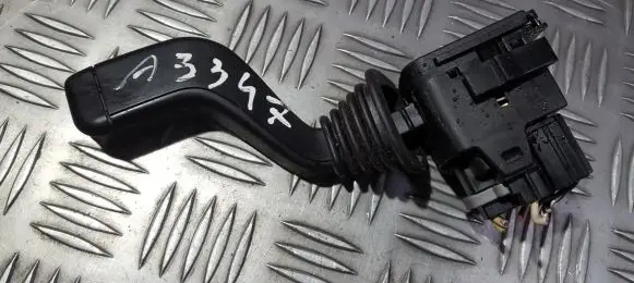 Opel Corsa B Indicator stalk 90569944 12252609