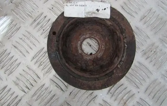Renault Laguna I Crankshaft pulley