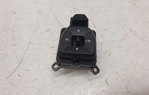 Hyundai ix35 Wing mirror switch 3834801110