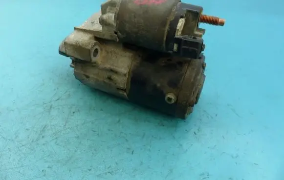 Peugeot 208 Starter motor M000T32271 IMPRK1154292