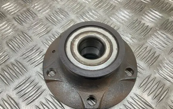 Seat Leon (5F) Front wheel ball bearing 