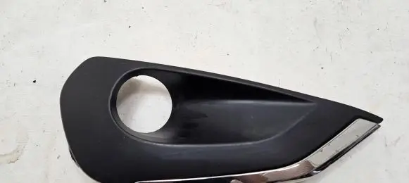 Peugeot Rifter Front fog light trim/grill 9810729877