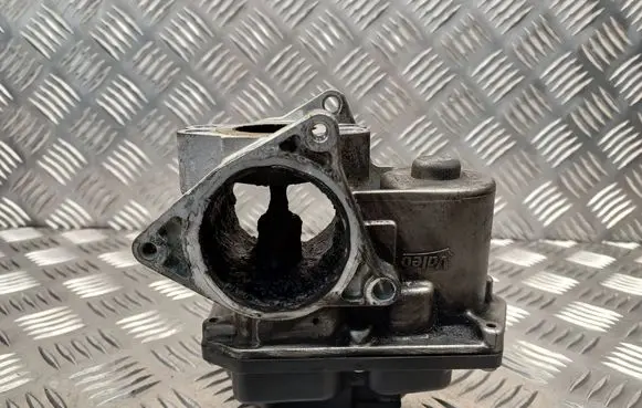 Volkswagen PASSAT B6 EGR valve 03L131501K