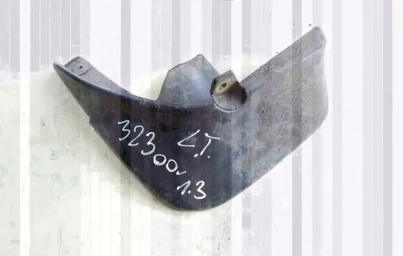 Mazda 323 Rear mudguard 