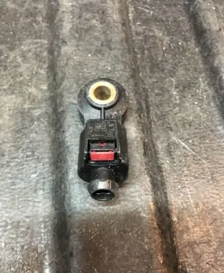 Audi A4 S4 B9 Detonation knock sensor 030905377C 0261231146 8K0973702D