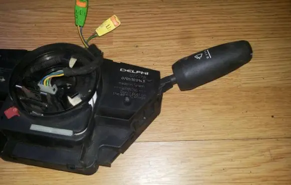 Opel Corsa D Wiper control stalk 13142283 12274700