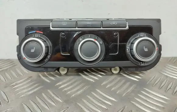 Volkswagen Golf VI Climate control unit 3C8907336AC