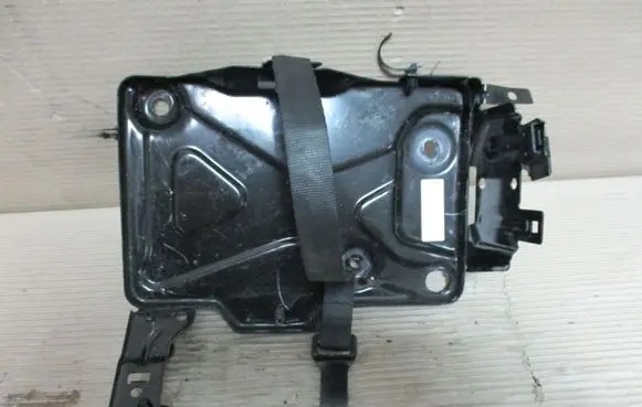 Jeep Compass Battery tray 