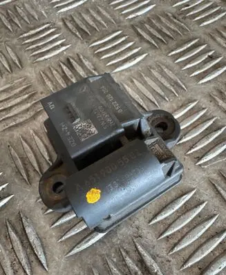 Mercedes-Benz E W212 Glow plug pre-heat relay A6519005502