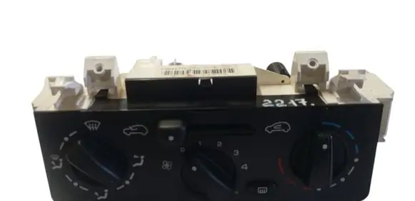 Citroen C3 Climate control unit F664477S