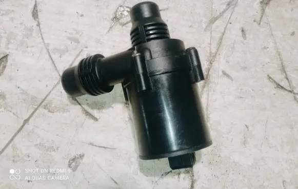 BMW 7 E65 E66 Idle control valve (regulator) 2035230 062022 390006