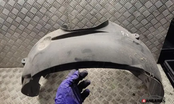 Volvo V50 Front wheel arch liner splash guards 30678143