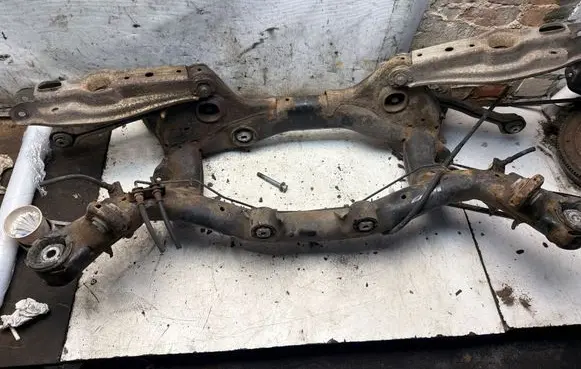 BMW X1 E84 Rear subframe
