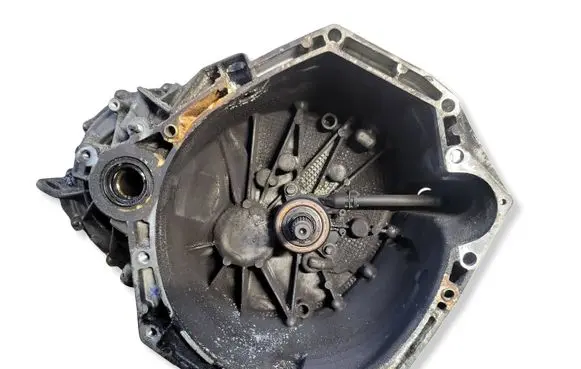 Nissan Qashqai Manual 5 speed gearbox TL4B113 B056809