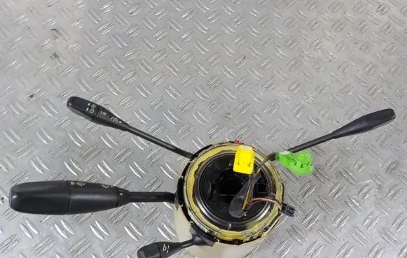 Mercedes-Benz CLS C219 Wiper turn signal indicator stalk/switch A1715404145