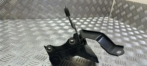 Nissan Qashqai ABS pump bracket 