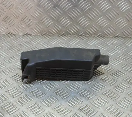 Mercedes-Benz A W176 Other engine bay part A6071530275