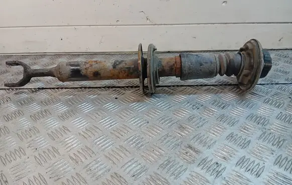Volkswagen PASSAT B5.5 Front shock absorber/damper