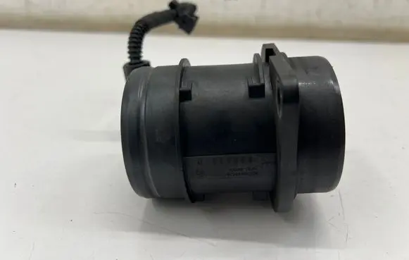 Audi A4 S4 B9 Mass air flow meter 04L906461B