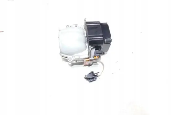 Volkswagen PASSAT B8 Light module LCM L90128903