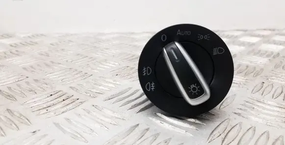 Volkswagen Scirocco Light switch 3C8941431N