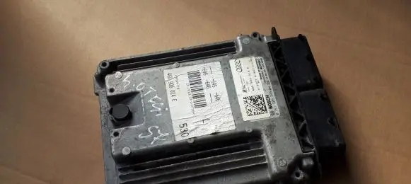 Audi A7 S7 4G Engine control unit/module 4G0906014E 0261S09399